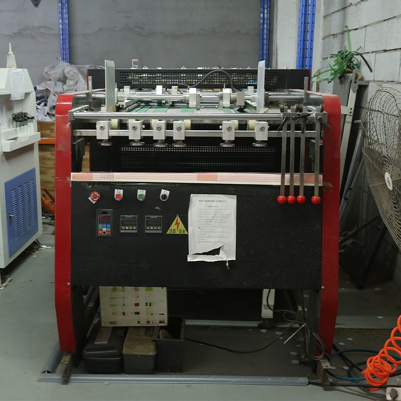 全自(zì)動卡紙V槽機